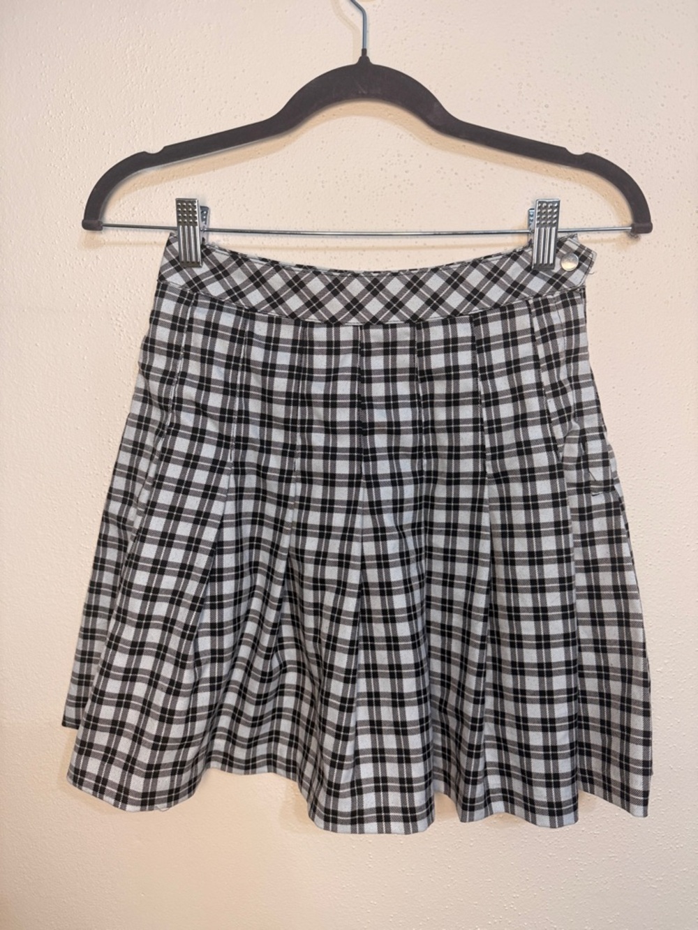 H&M Black & White Plaid Skater Skirt